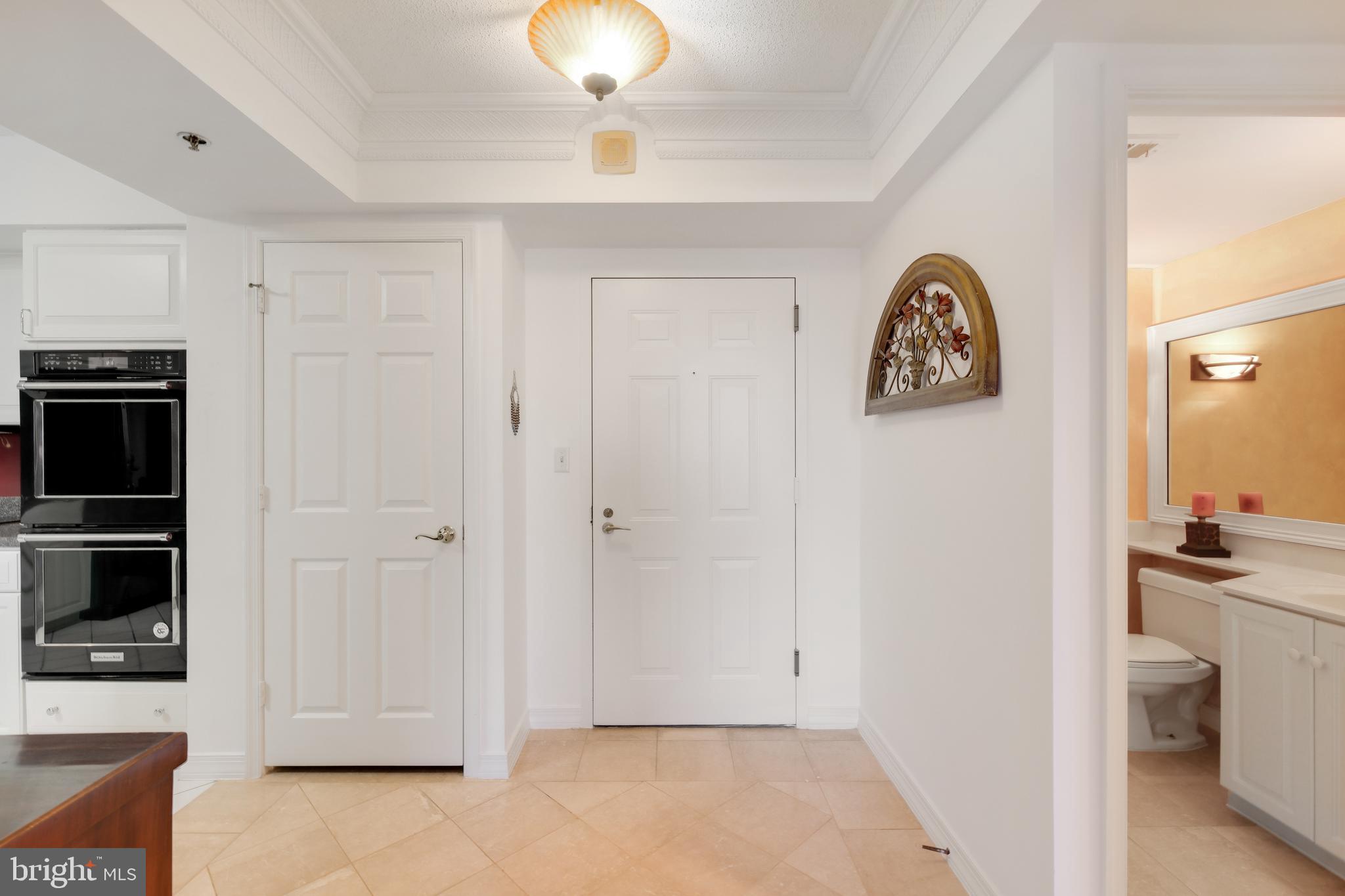 5809 NICHOLSON LANE 306