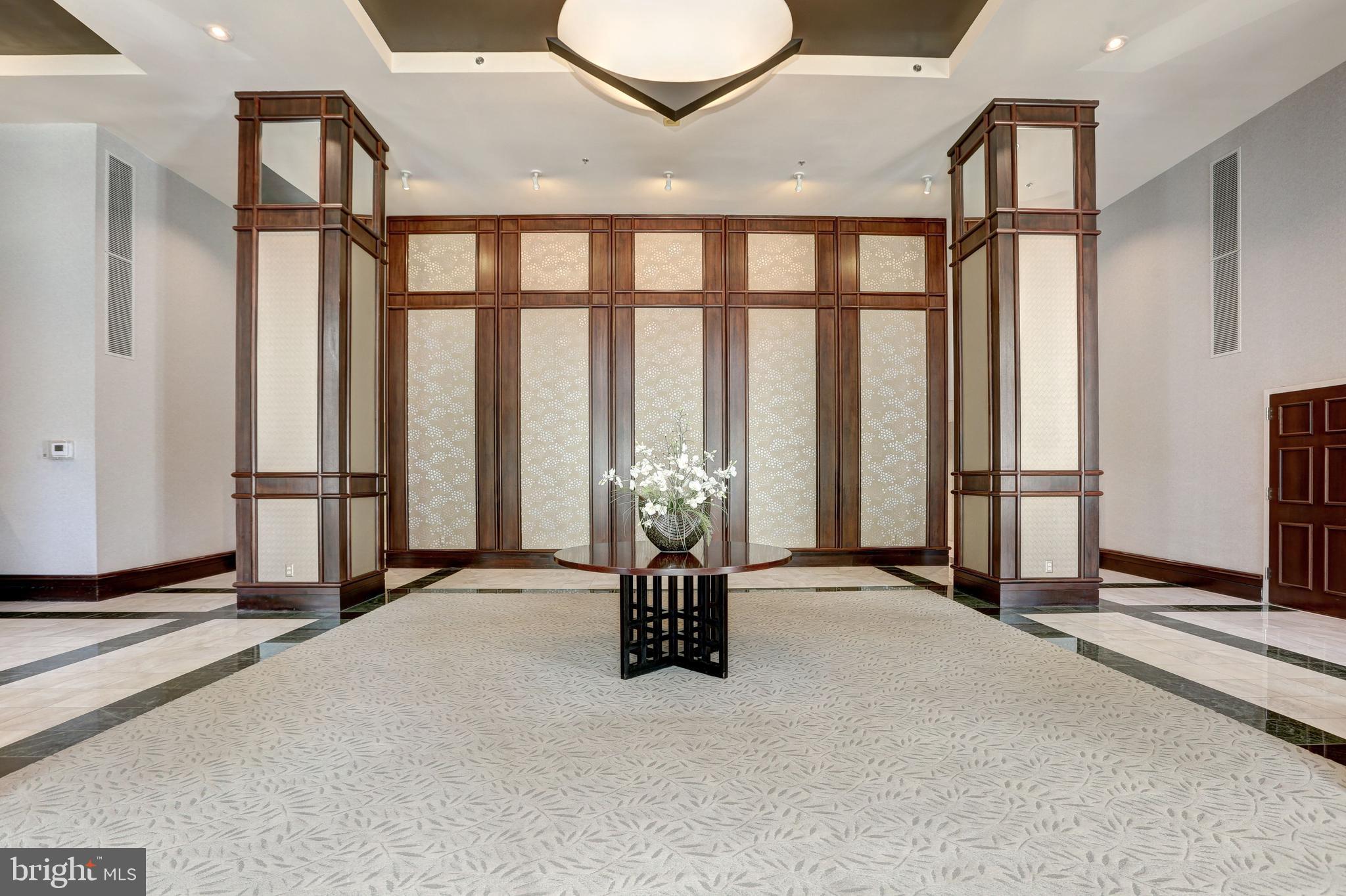 5809 NICHOLSON LANE 306