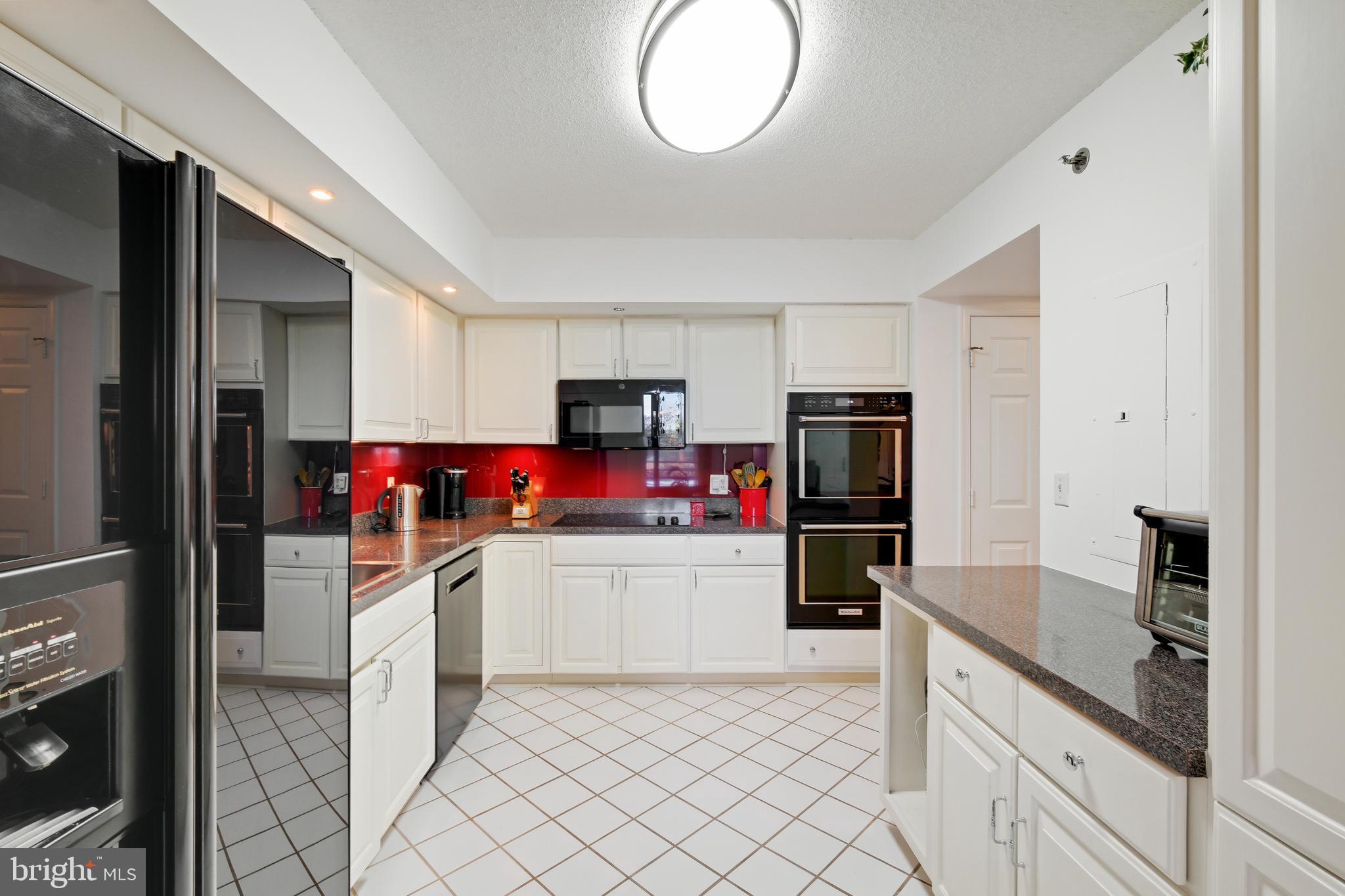 5809 NICHOLSON LANE 306