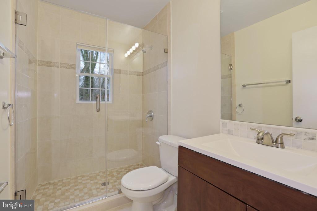 11017 MARCLIFF ROAD