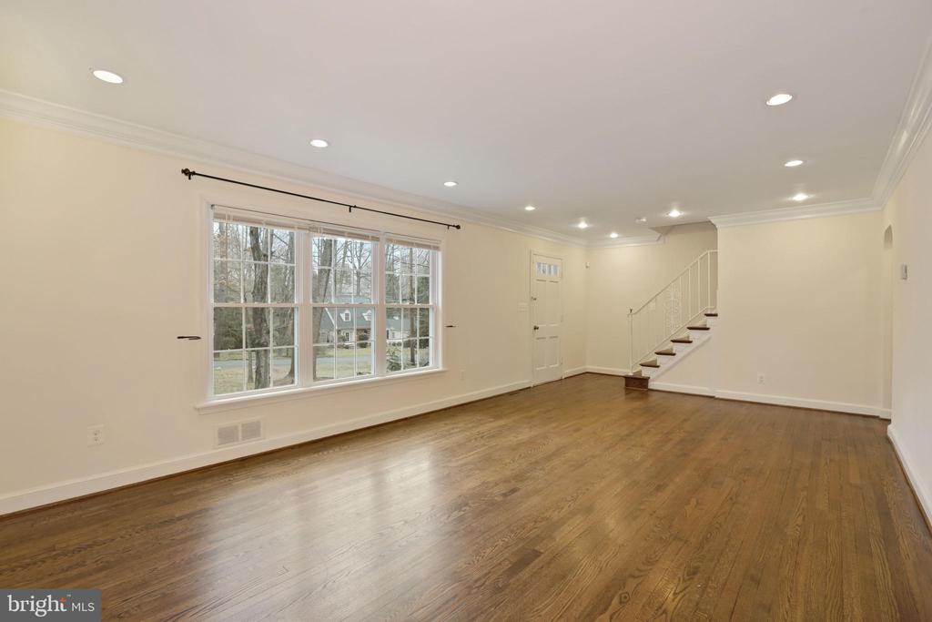 11017 MARCLIFF ROAD