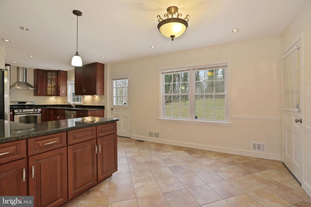 11017 MARCLIFF ROAD
