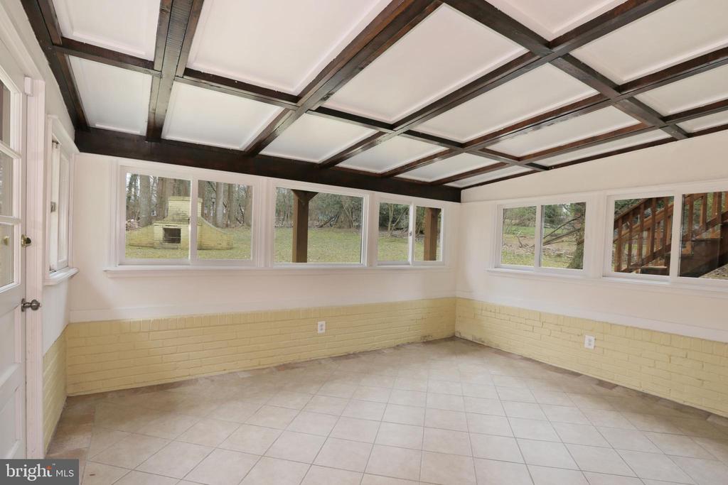 11017 MARCLIFF ROAD