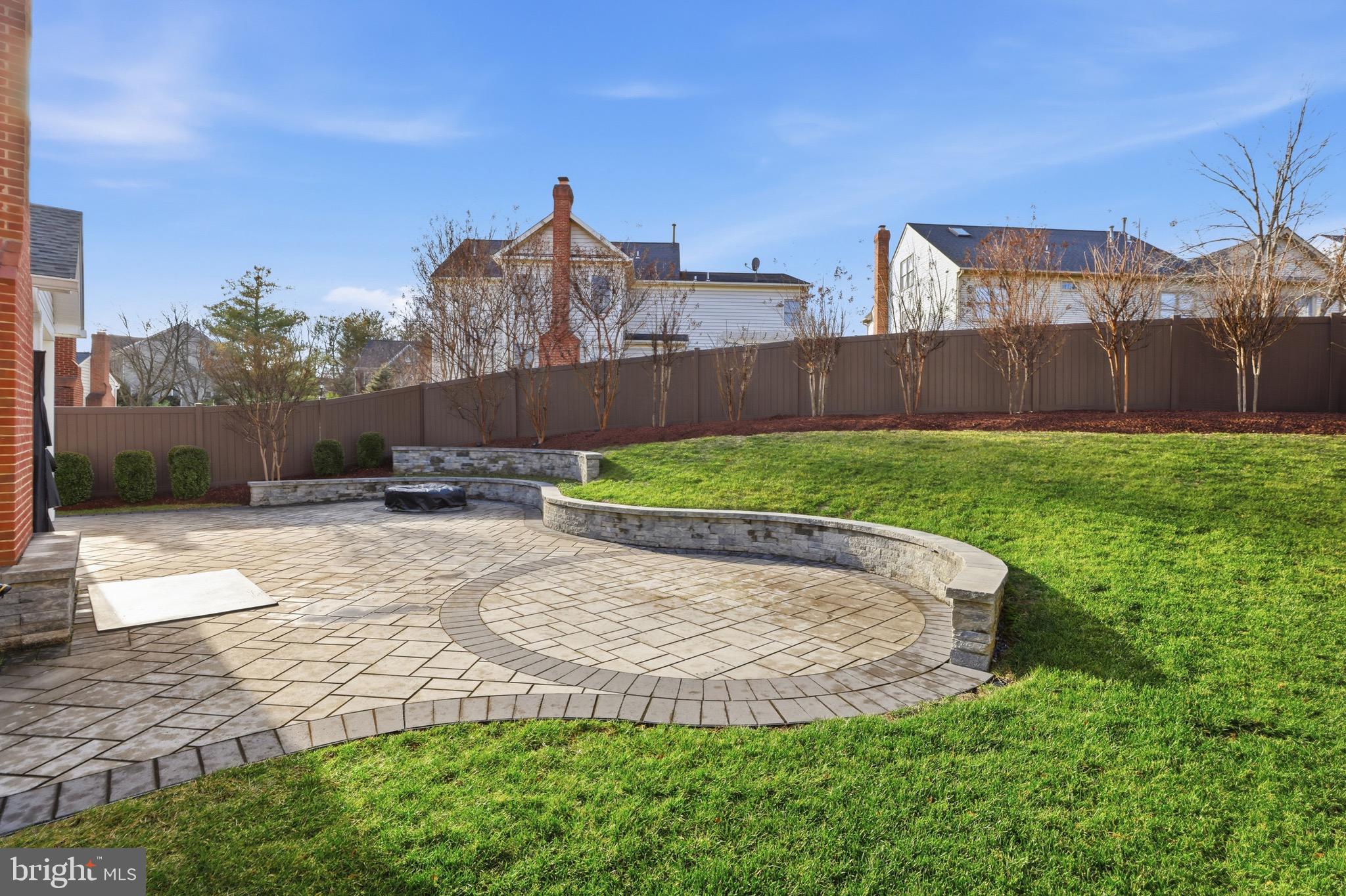 13222 MAPLECREST DRIVE