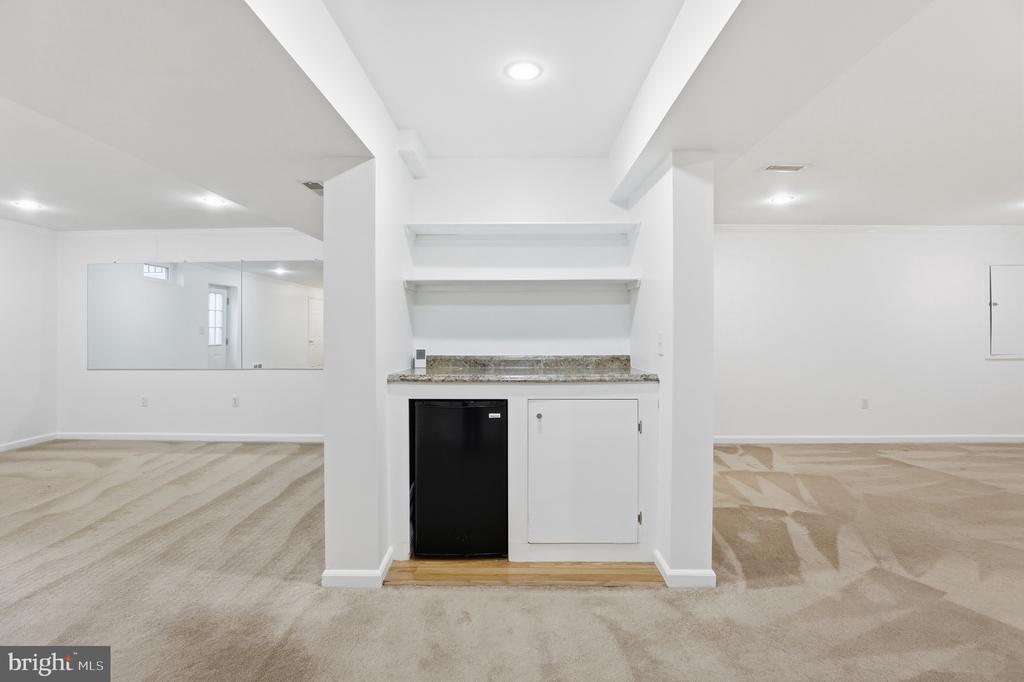 13222 MAPLECREST DRIVE