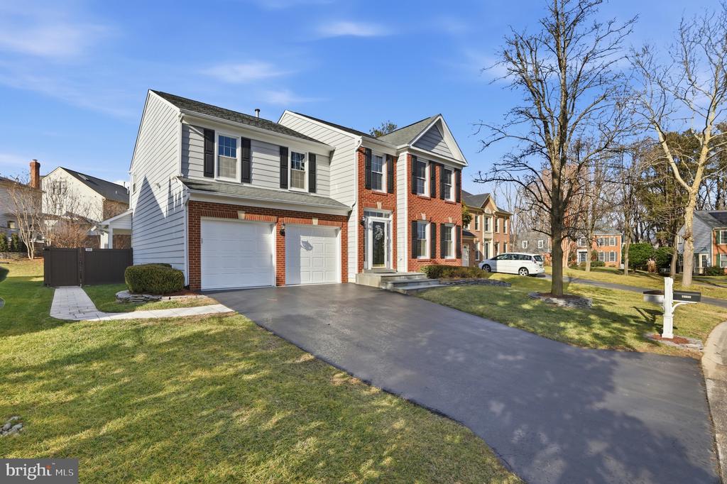 13222 MAPLECREST DRIVE