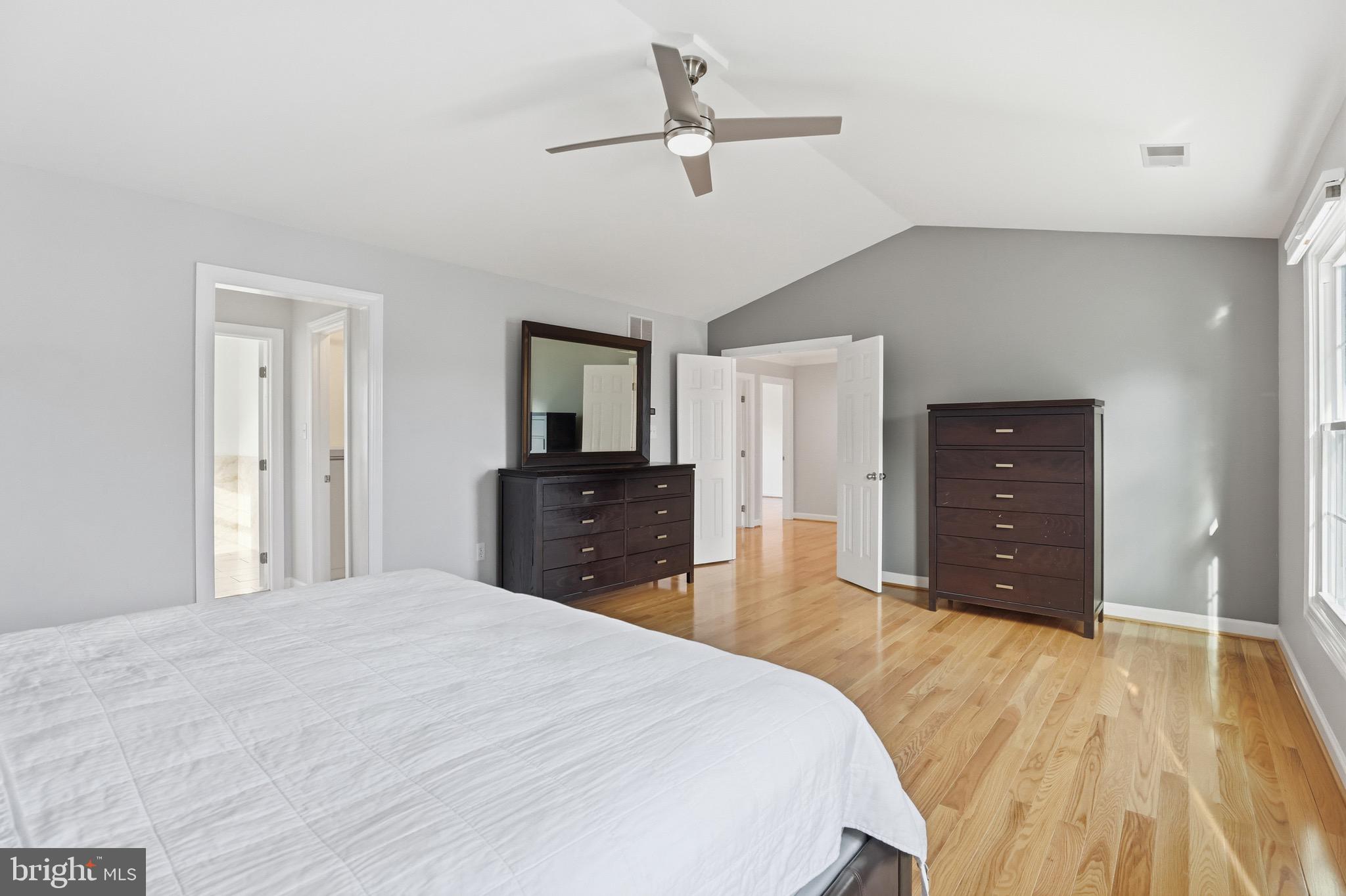 13222 MAPLECREST DRIVE