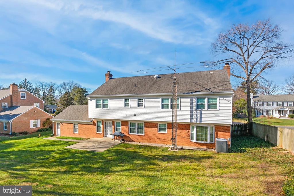 11109 LUXMANOR ROAD