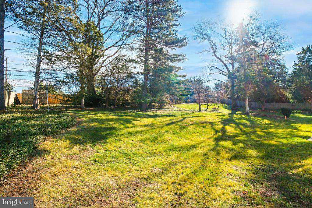 11109 LUXMANOR ROAD
