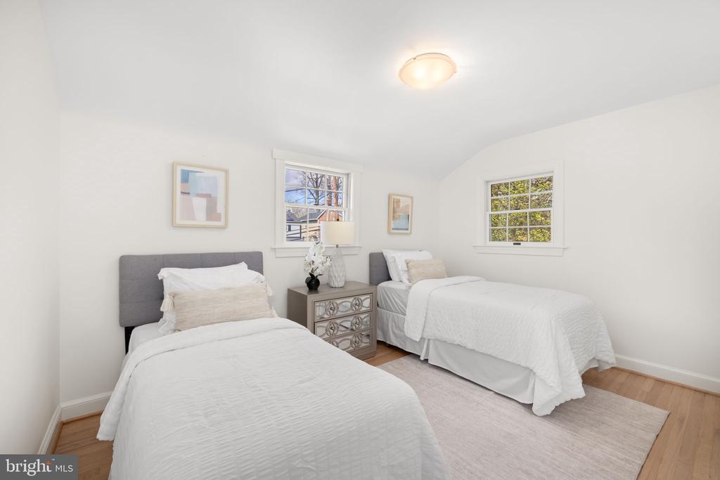 2612 SPENCER ROAD