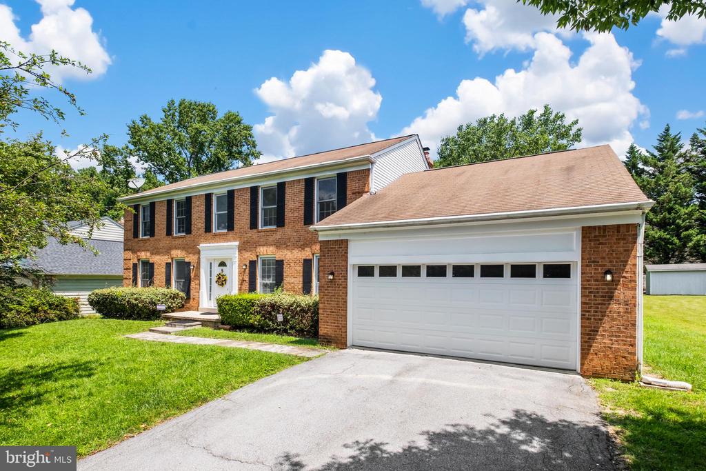 13905 HUXLEY COVE COURT