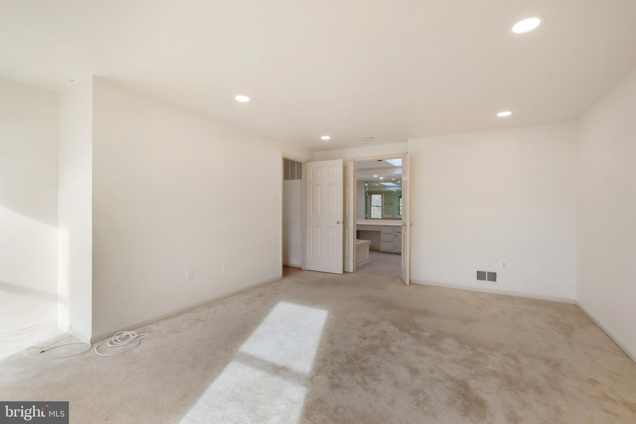 13905 HUXLEY COVE COURT