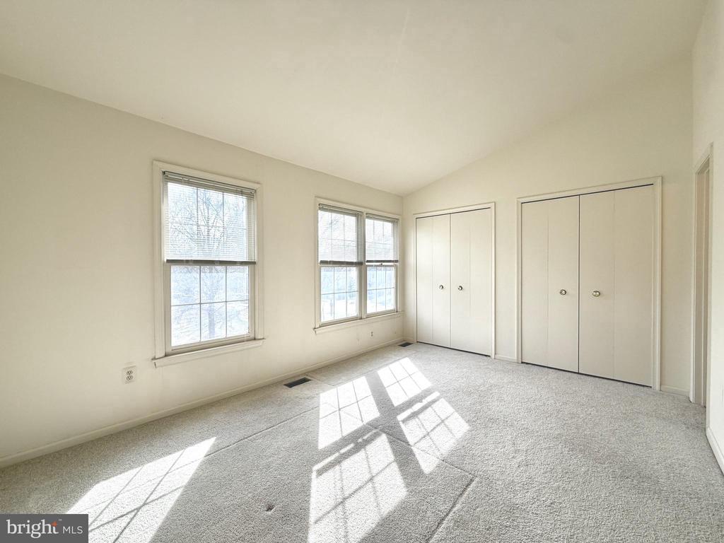 3824 SWAN HOUSE COURT