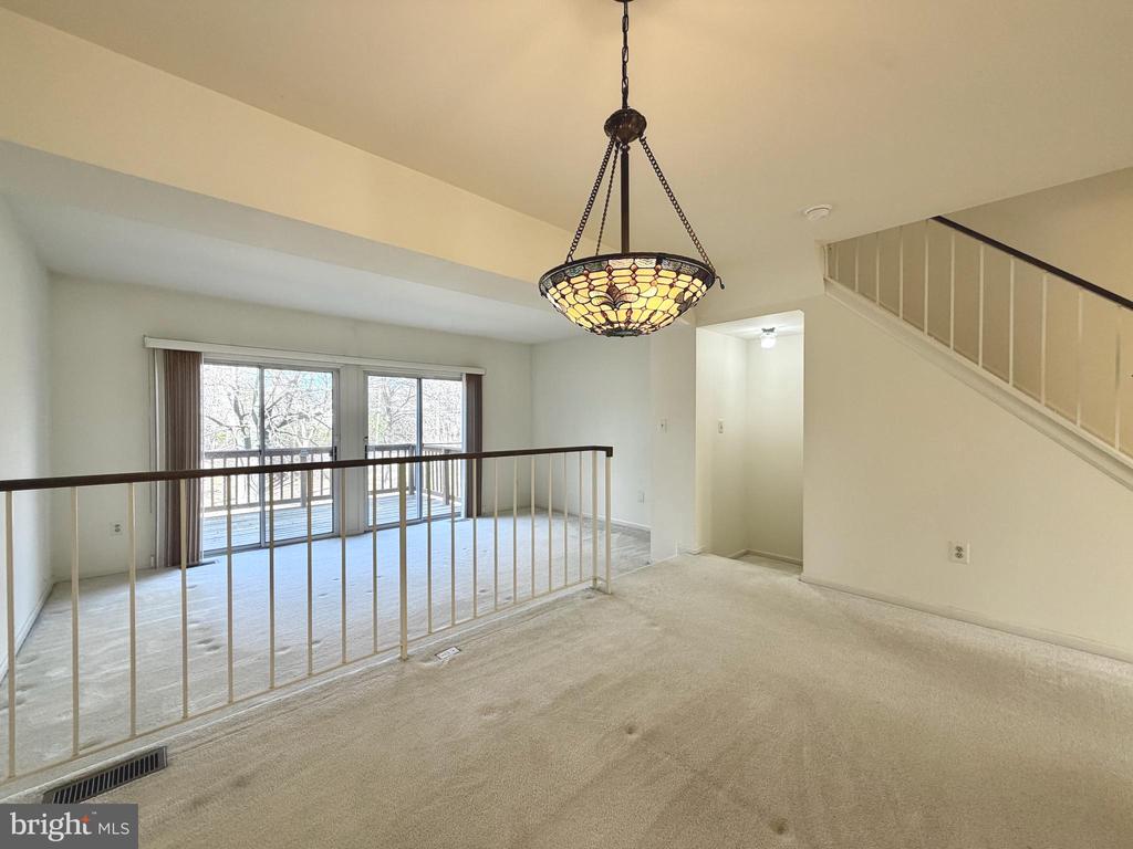 3824 SWAN HOUSE COURT
