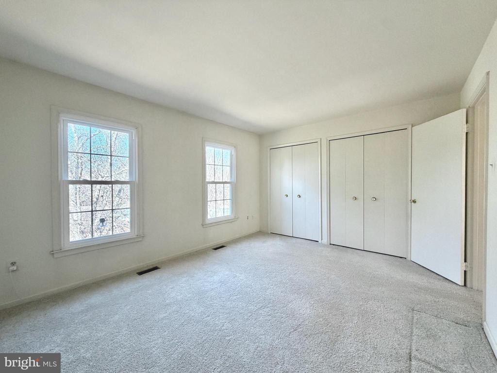 3824 SWAN HOUSE COURT
