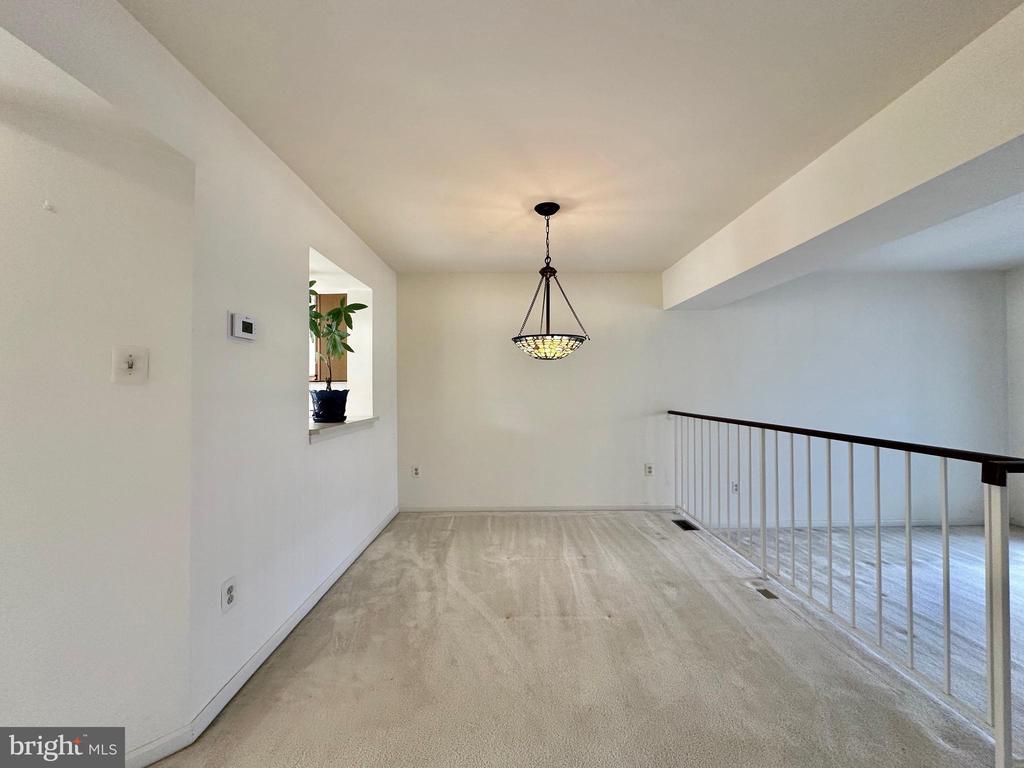 3824 SWAN HOUSE COURT