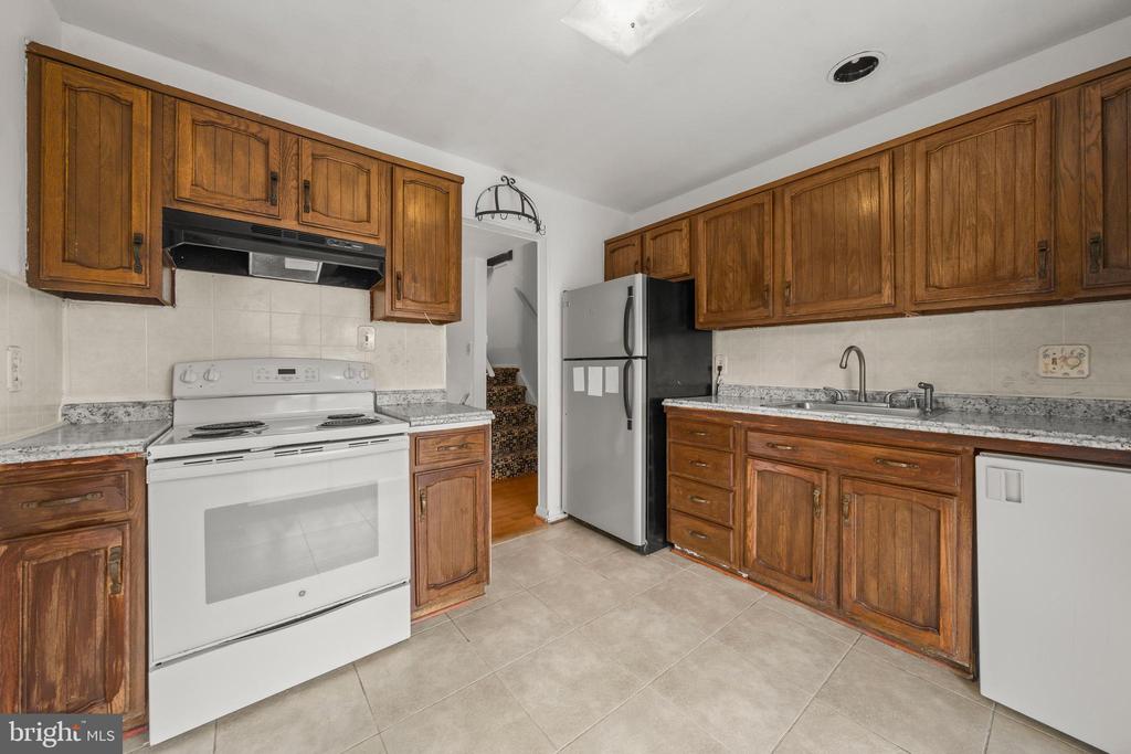 7241 MILLCREST TERRACE 4-3