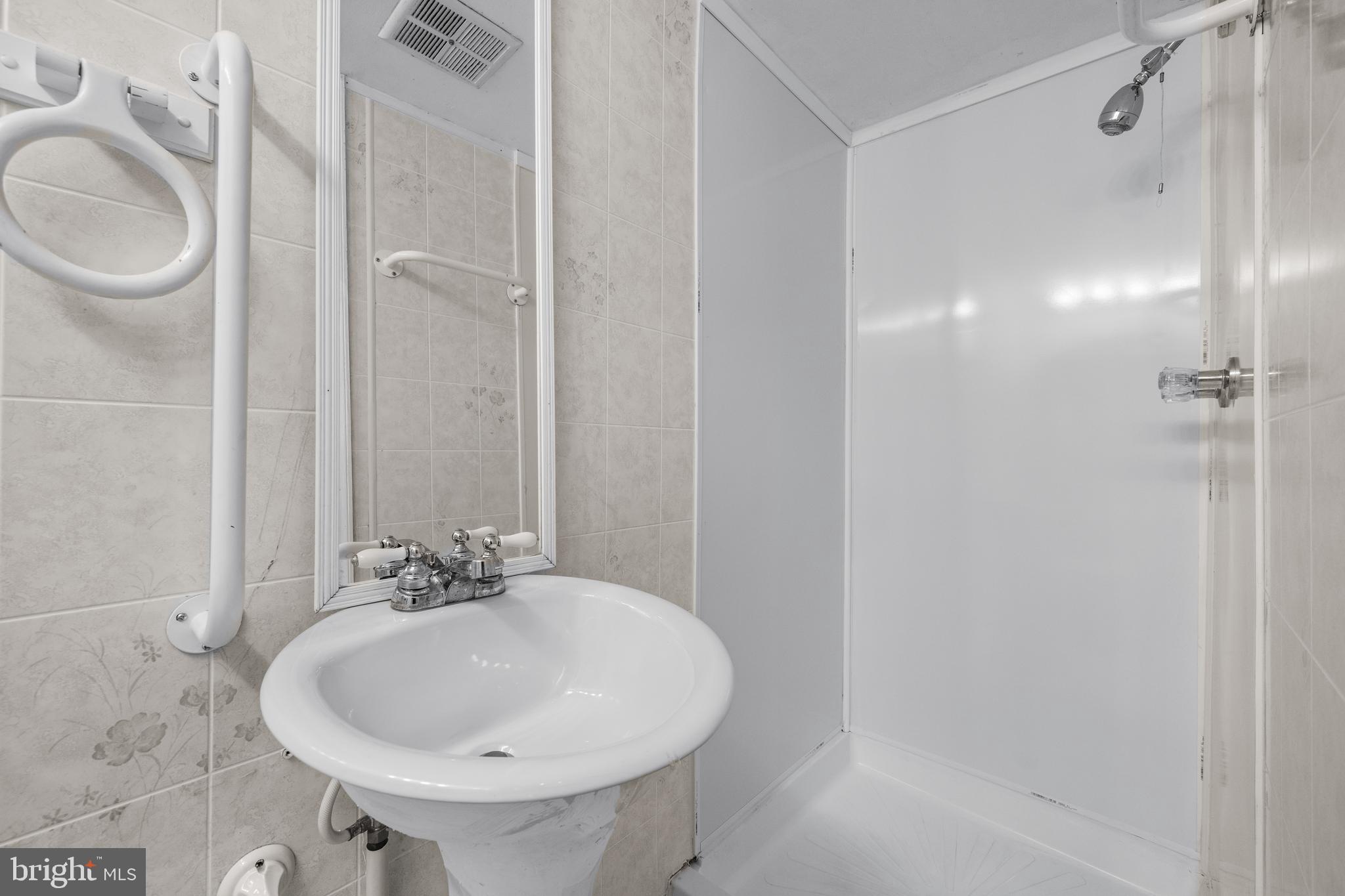 7241 MILLCREST TERRACE 4-3