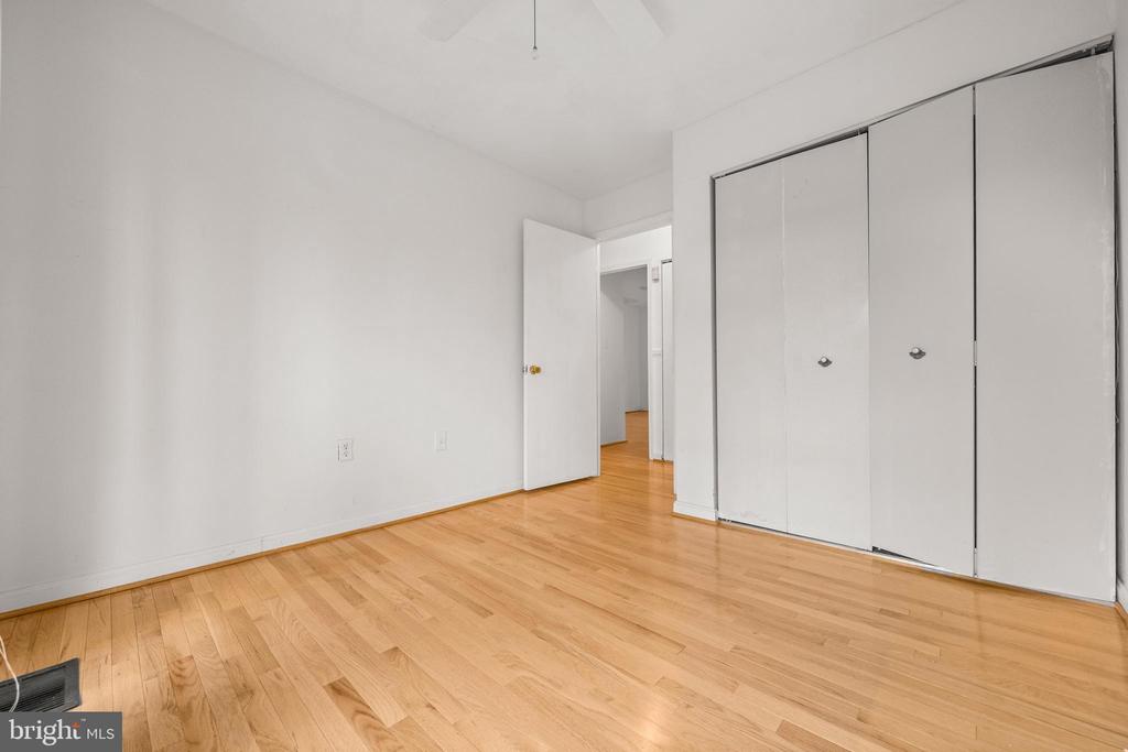 7241 MILLCREST TERRACE 4-3