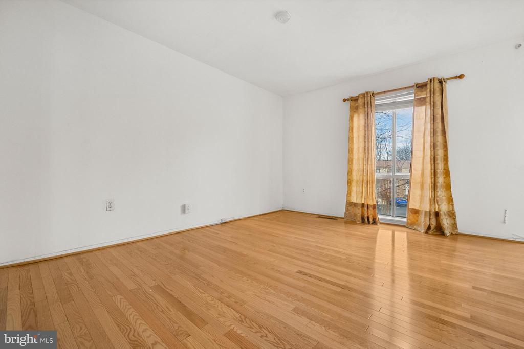 7241 MILLCREST TERRACE 4-3