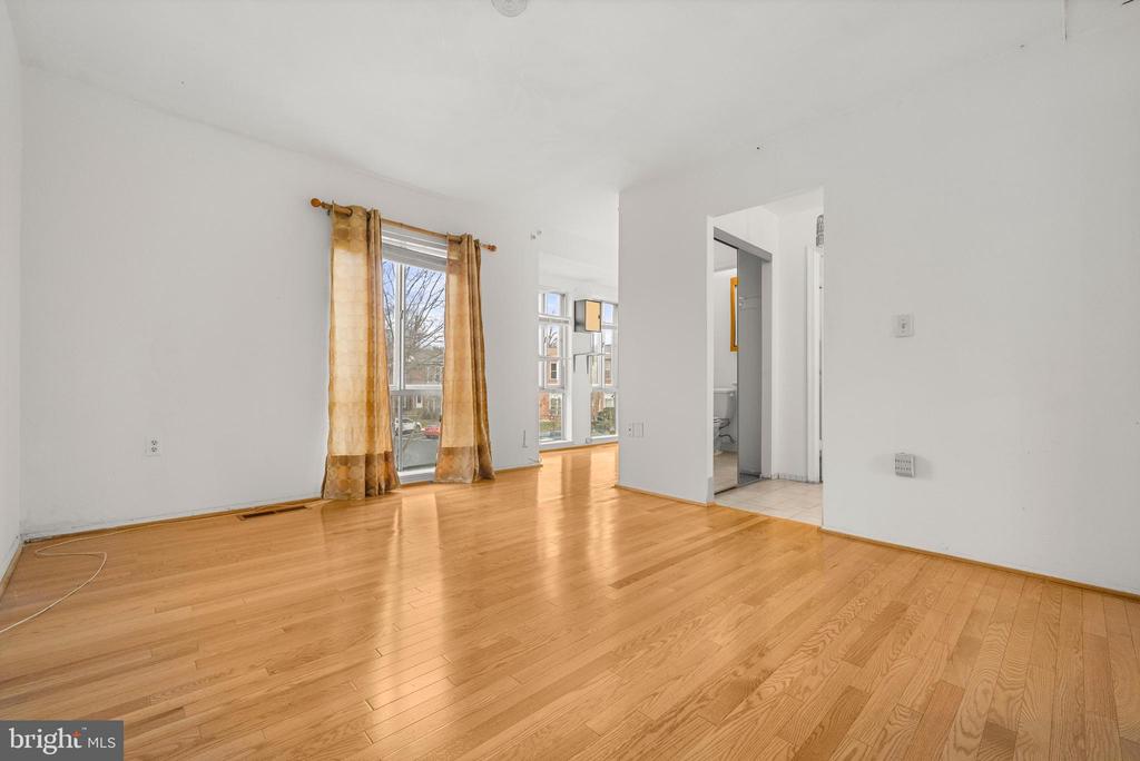 7241 MILLCREST TERRACE 4-3