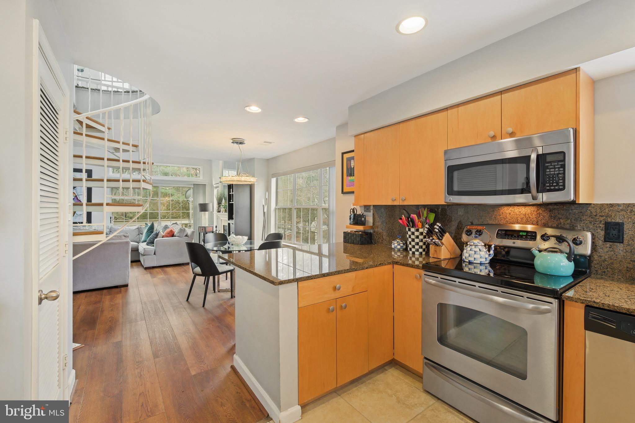 5916 BARBADOS PLACE 201