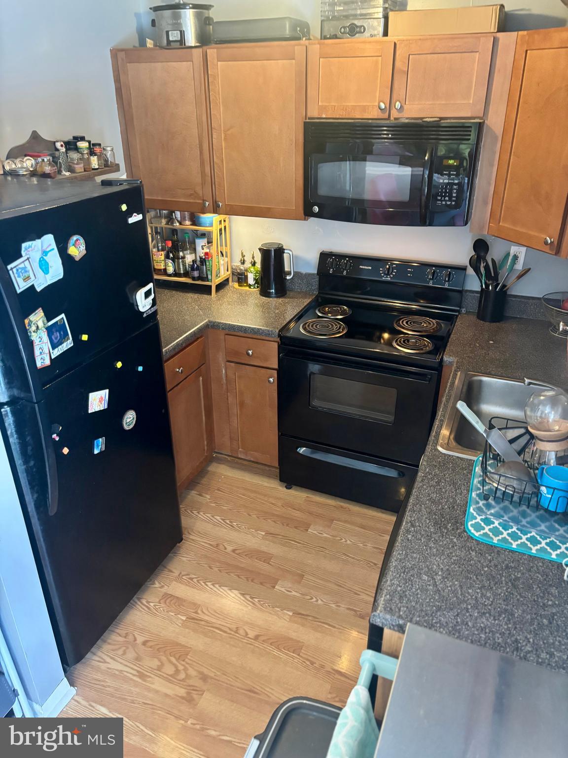 40 STONEY POINT COURT