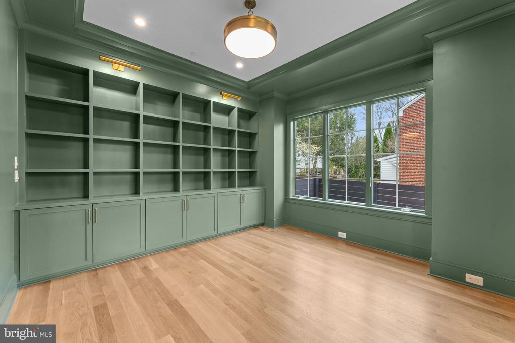 7005 EXFAIR ROAD