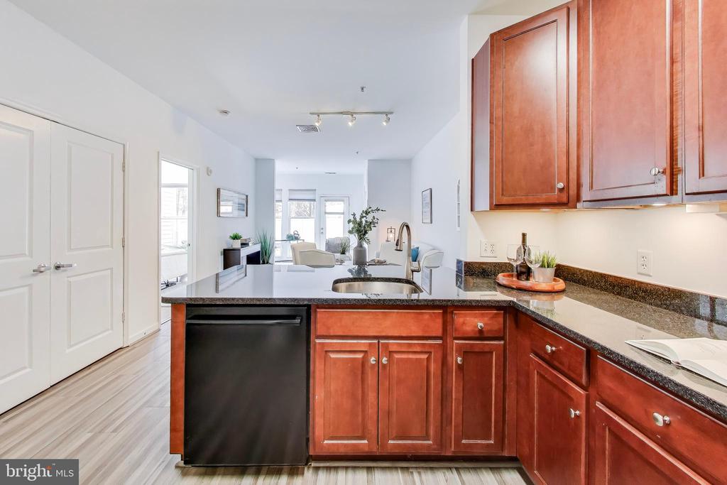 8045 NEWELL STREET 121