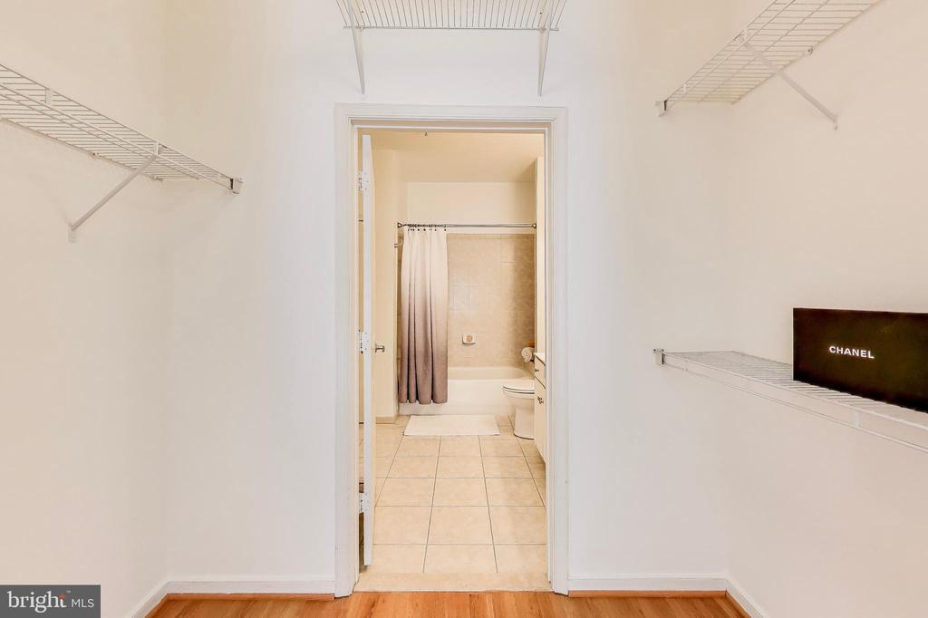 8045 NEWELL STREET 121
