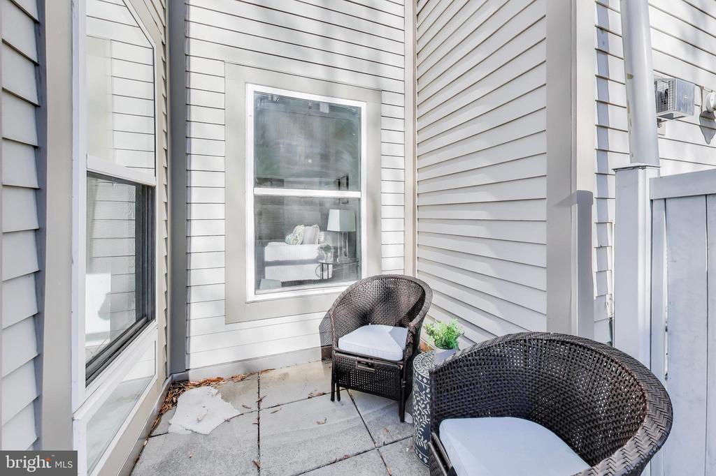 8045 NEWELL STREET 121