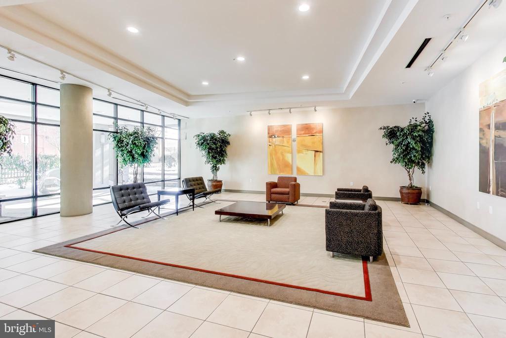 8045 NEWELL STREET 121