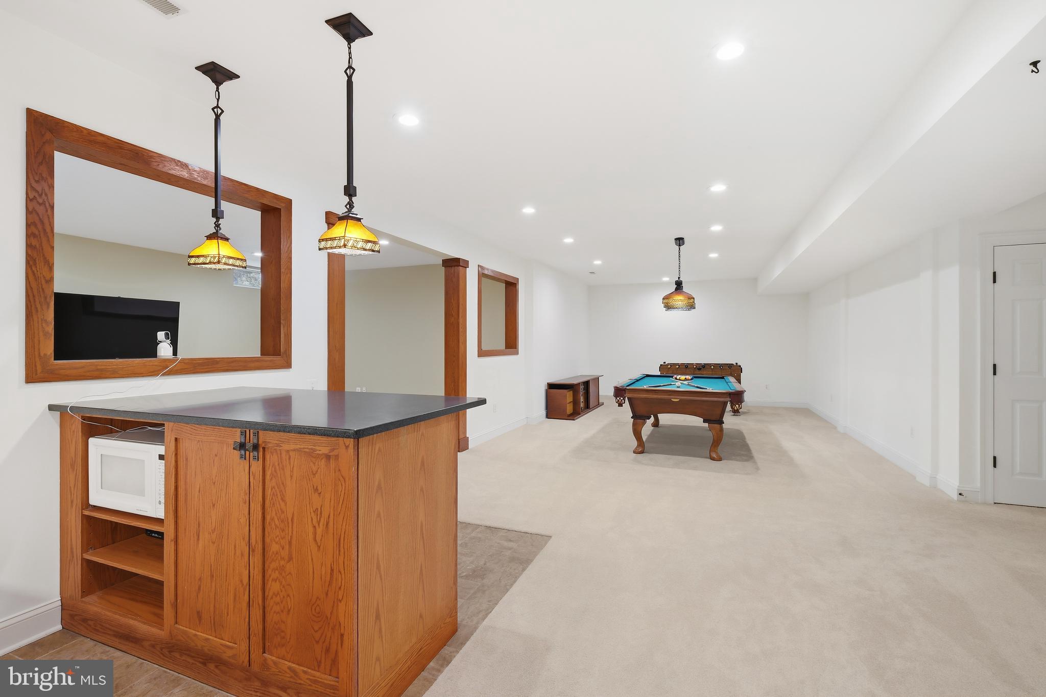 10405 SANDRINGHAM COURT