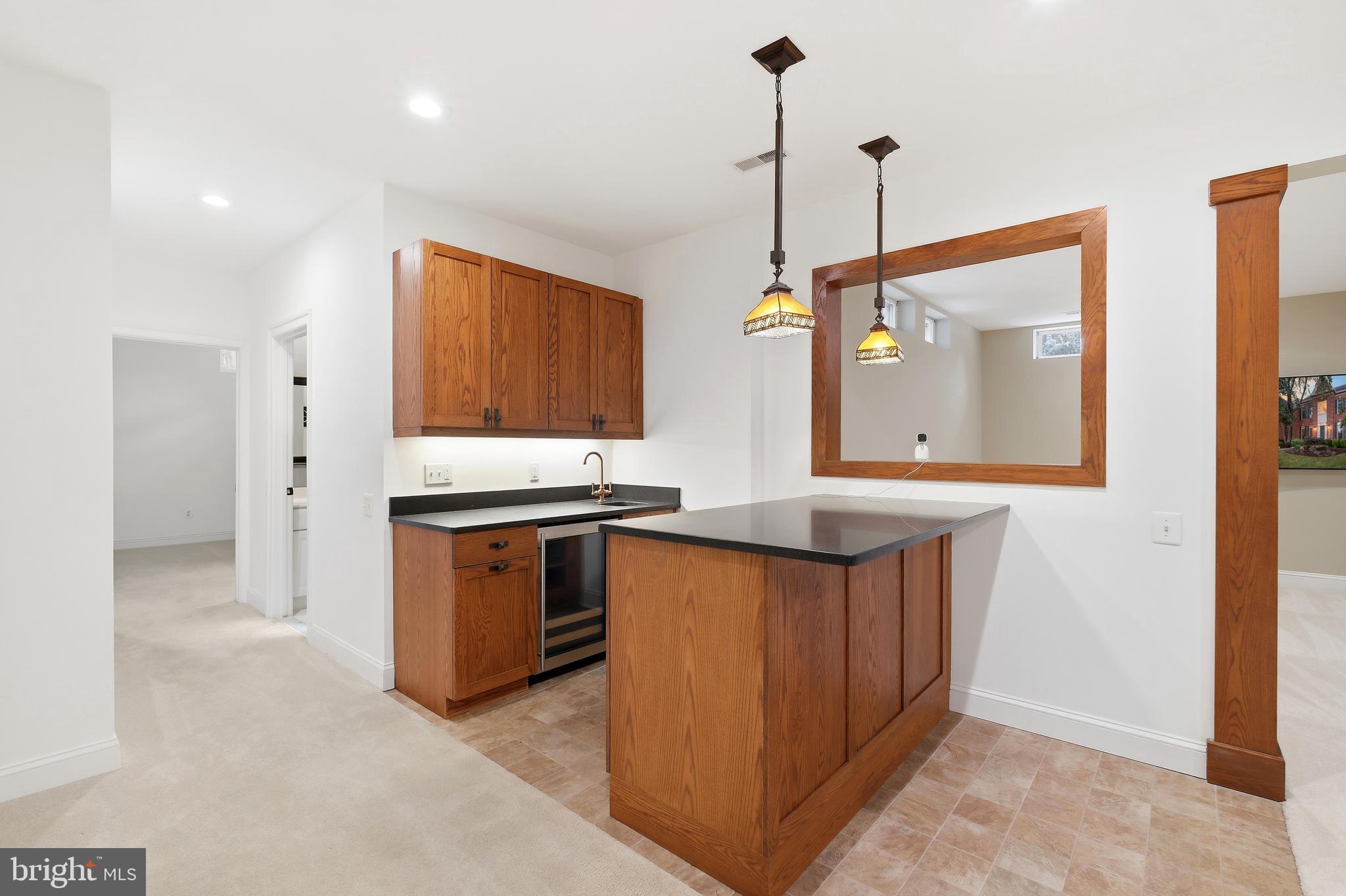 10405 SANDRINGHAM COURT