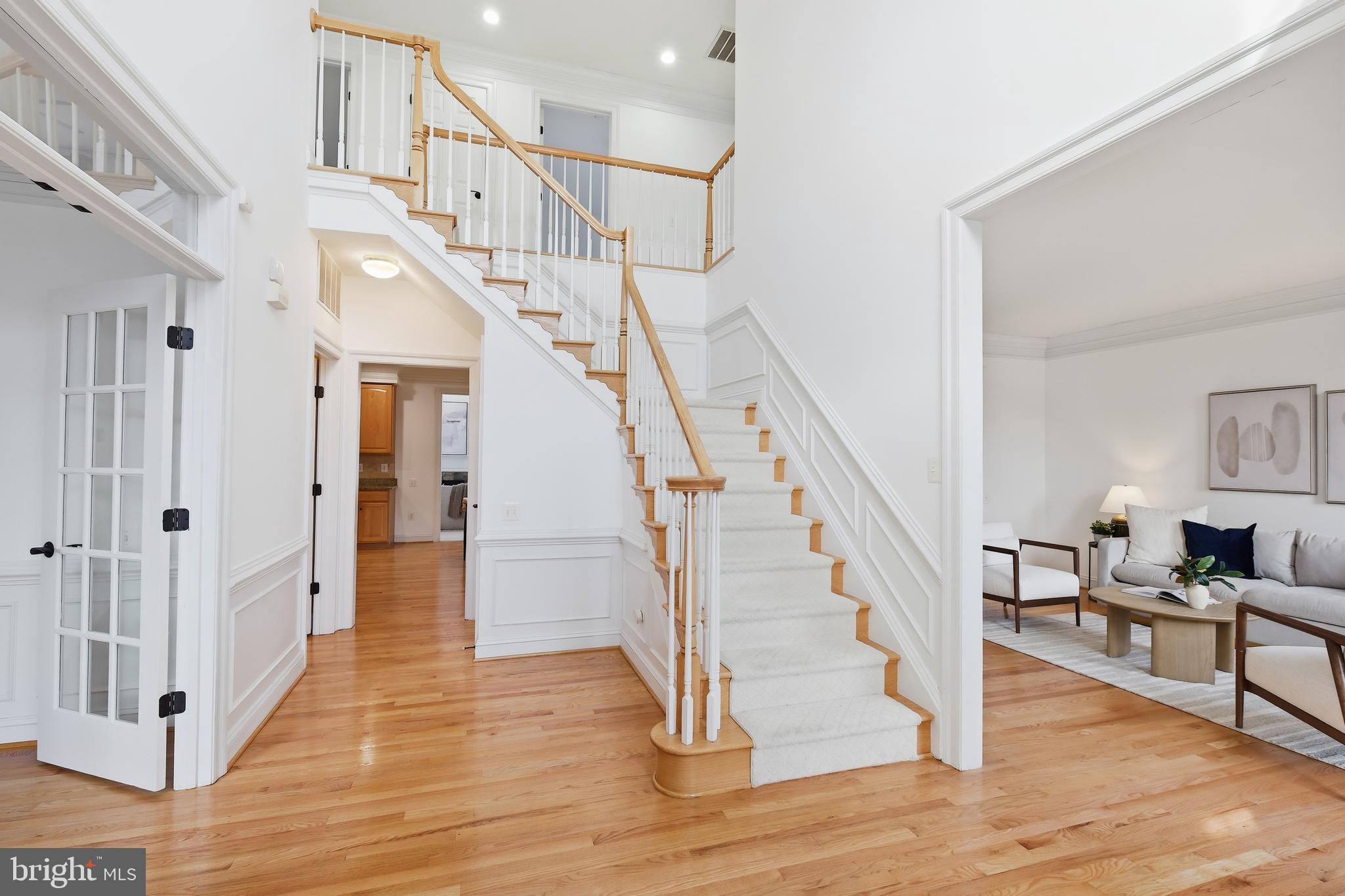 10405 SANDRINGHAM COURT