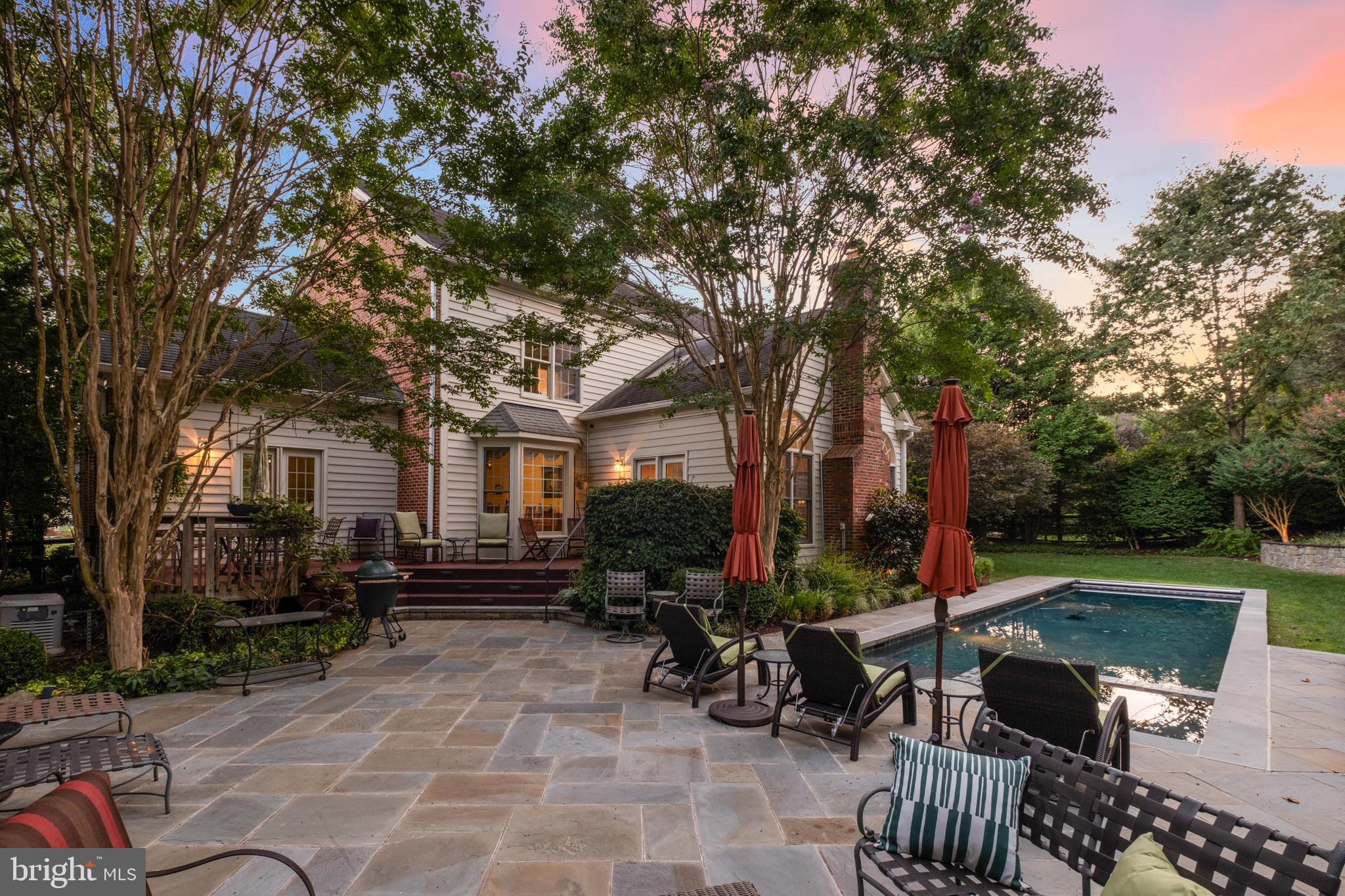 10405 SANDRINGHAM COURT