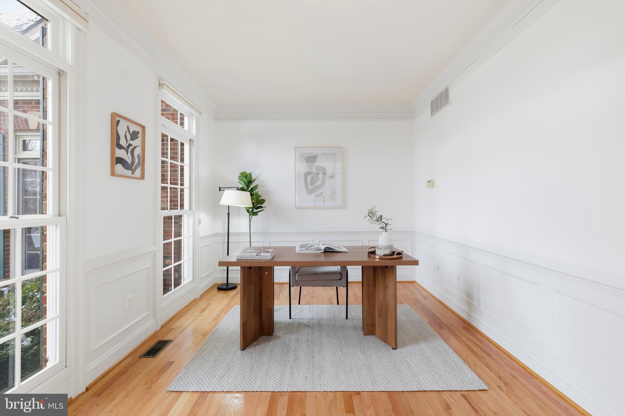 10405 SANDRINGHAM COURT