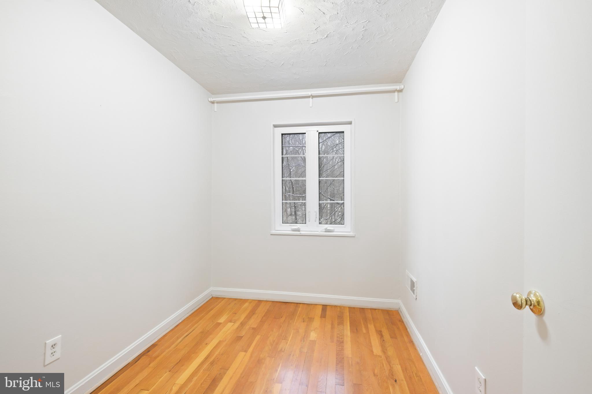 9888 HOLLOW GLEN PLACE 2538B