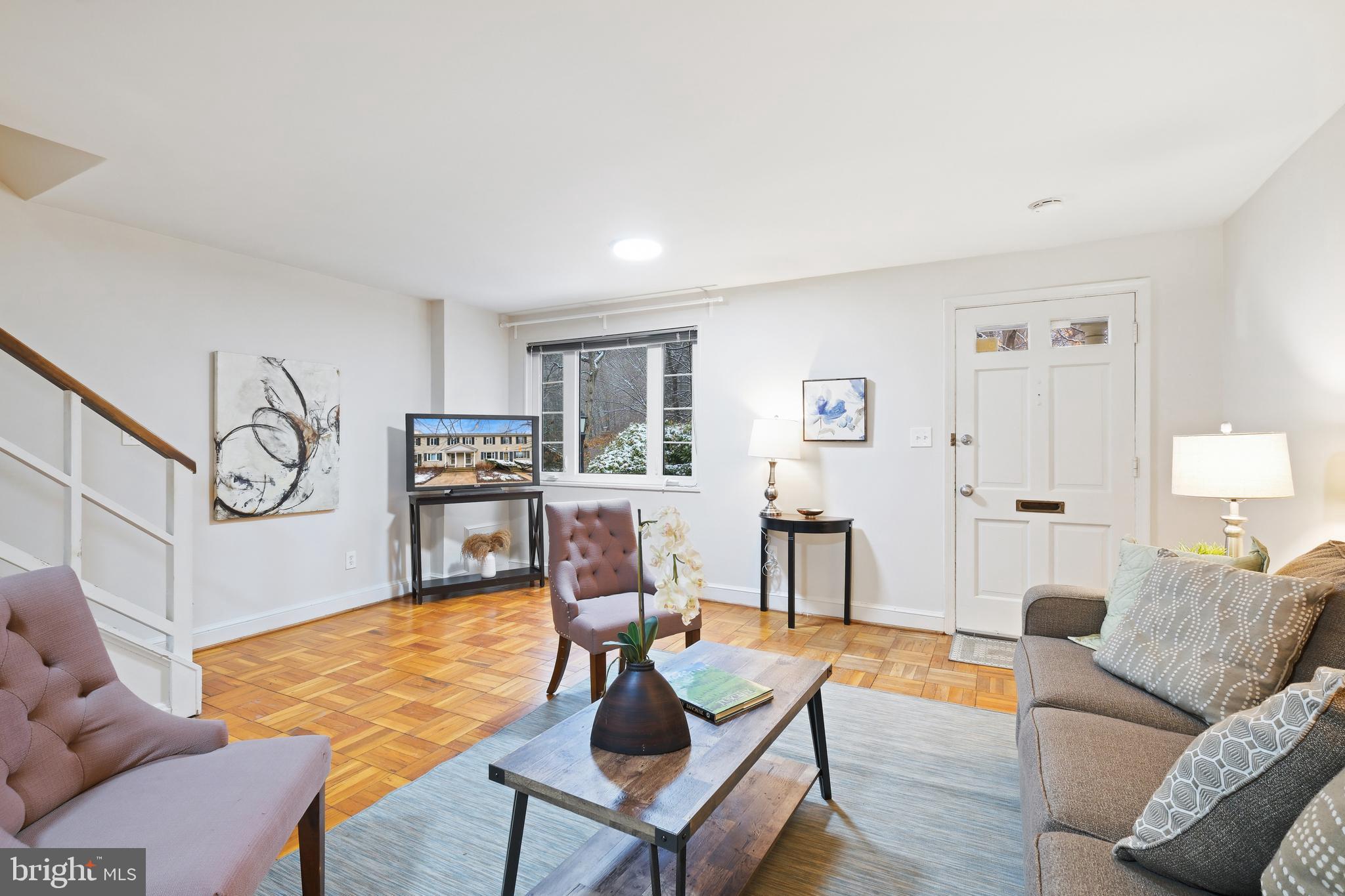 9888 HOLLOW GLEN PLACE 2538B