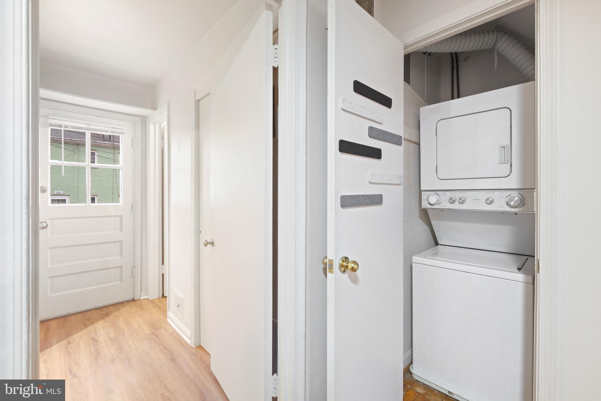 9888 HOLLOW GLEN PLACE 2538B