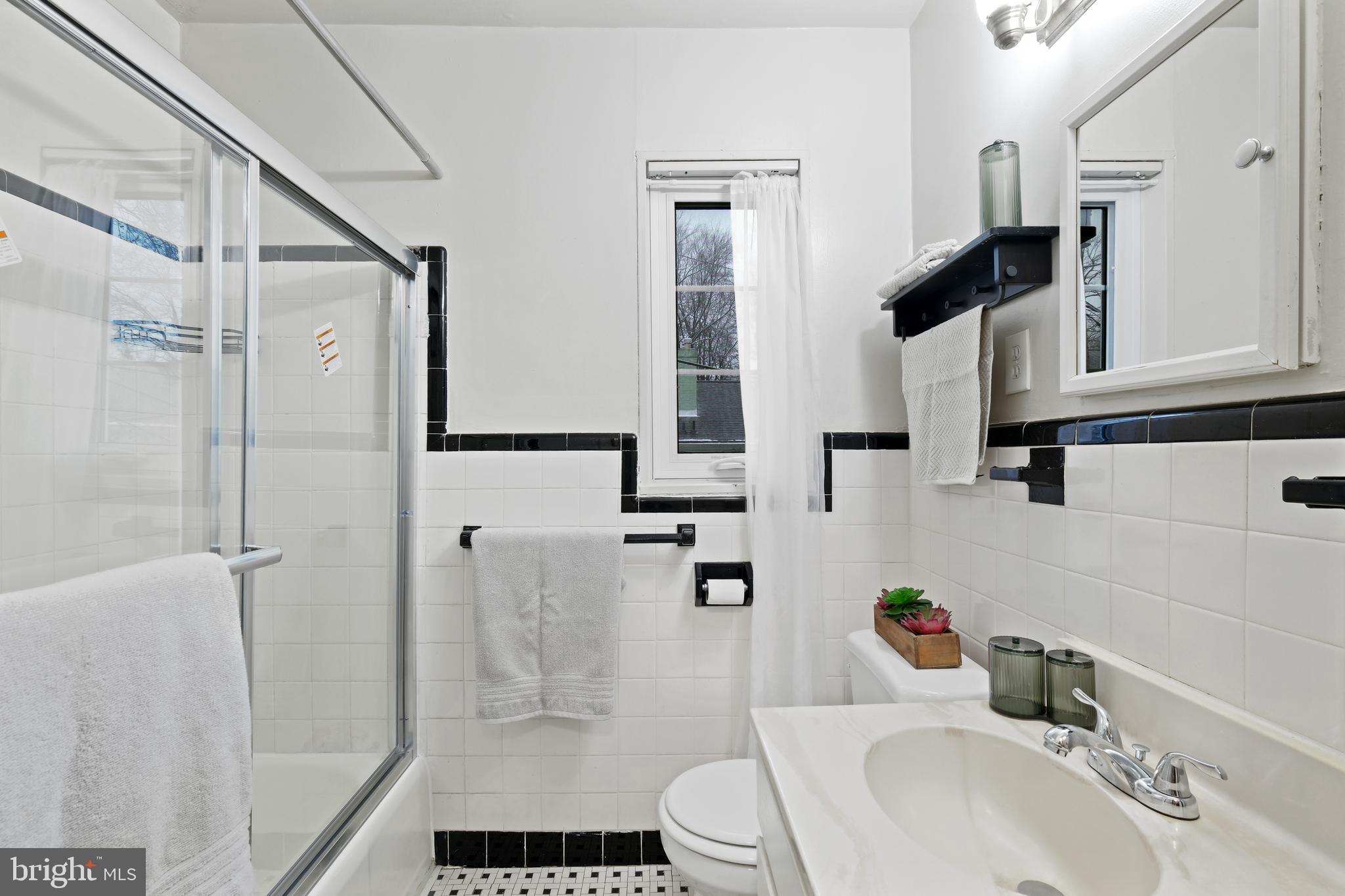 9888 HOLLOW GLEN PLACE 2538B