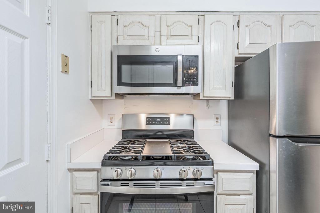 4808 MOORLAND LANE 314