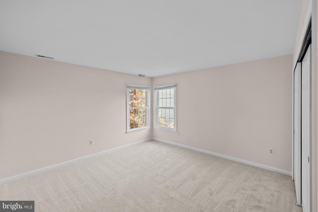 7412 ROSEWOOD MANOR LANE