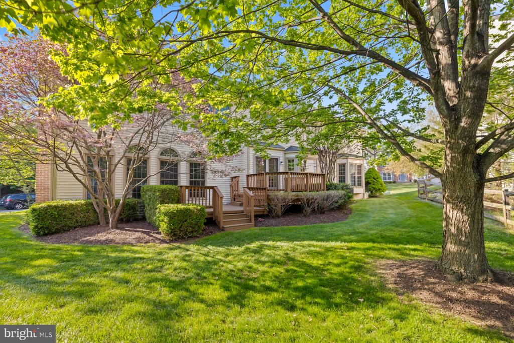 7412 ROSEWOOD MANOR LANE