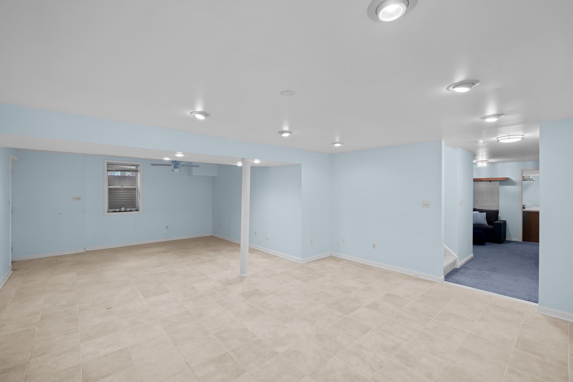 7412 ROSEWOOD MANOR LANE