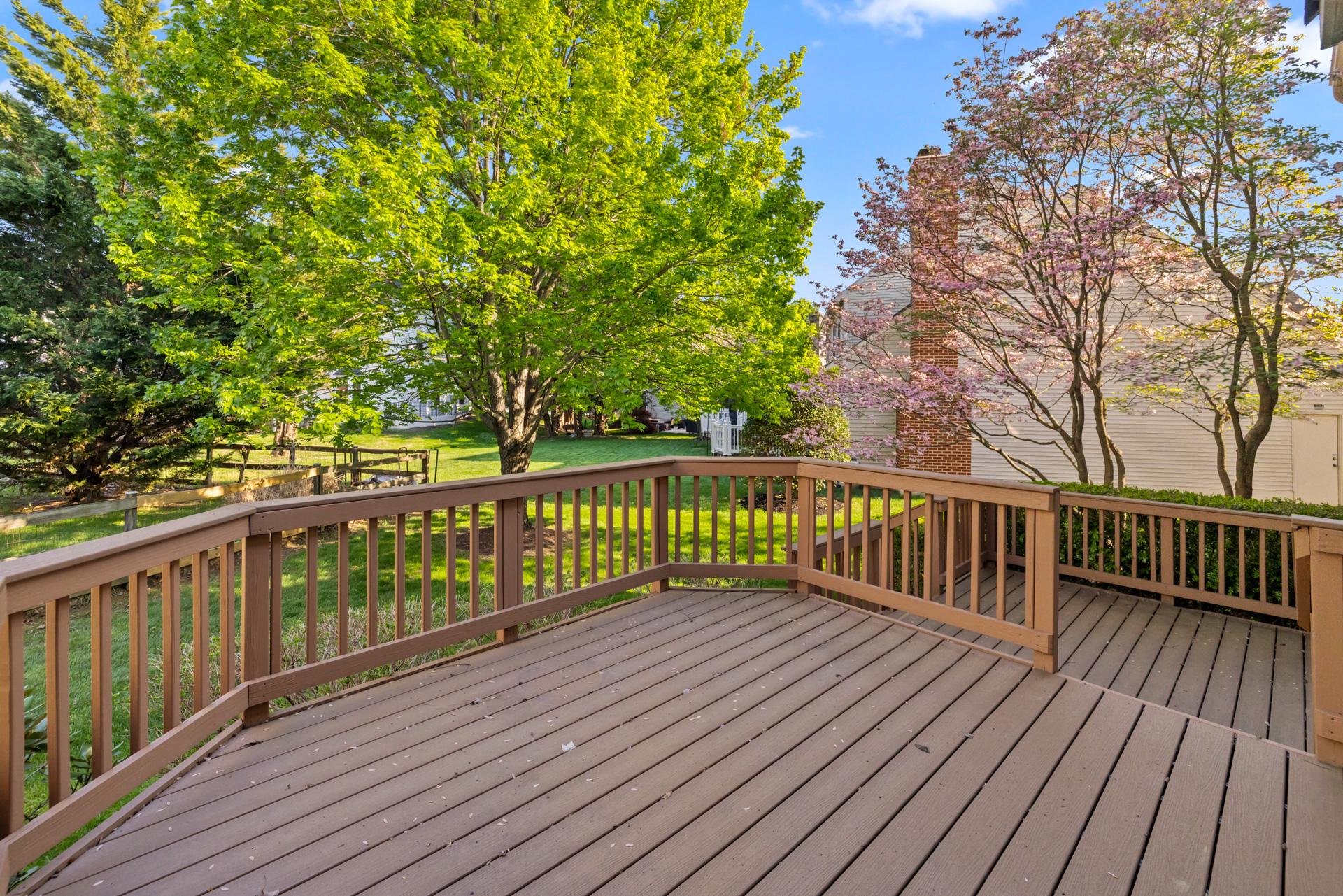 7412 ROSEWOOD MANOR LANE