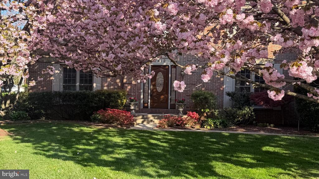 7412 ROSEWOOD MANOR LANE