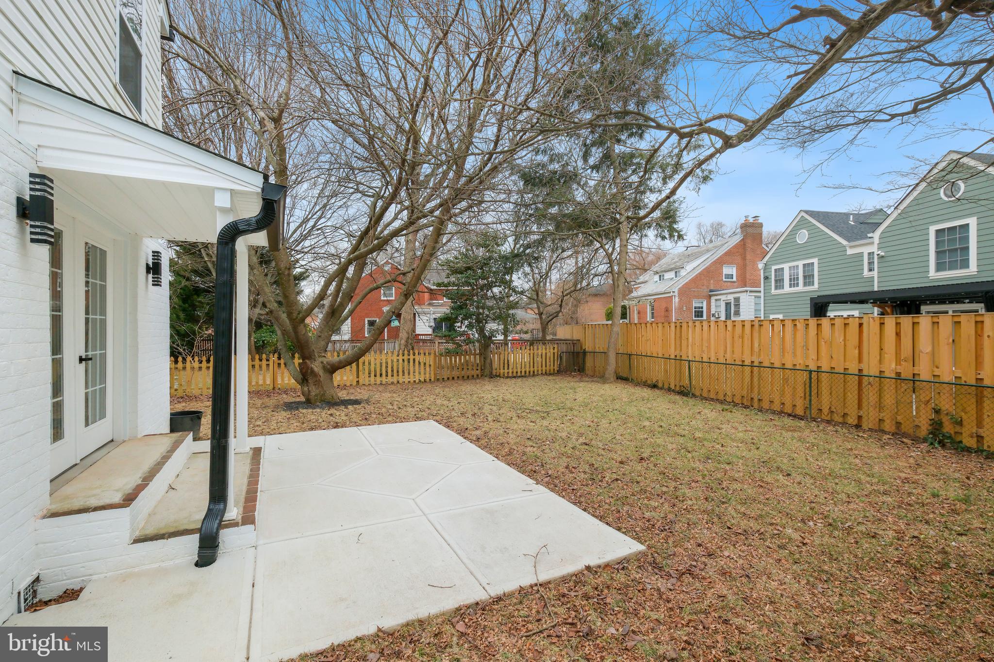 617 GREENBRIER DRIVE