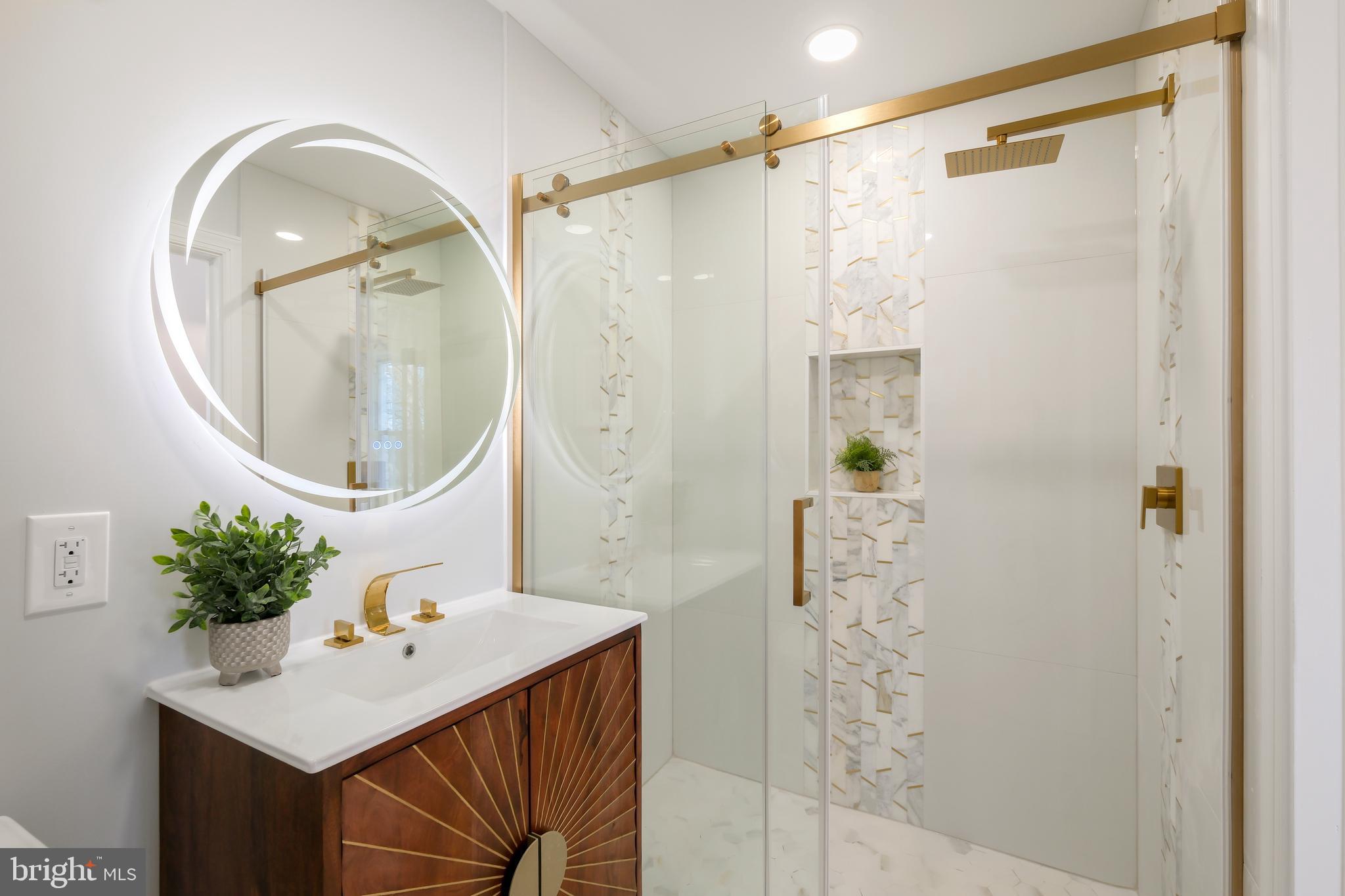 617 GREENBRIER DRIVE