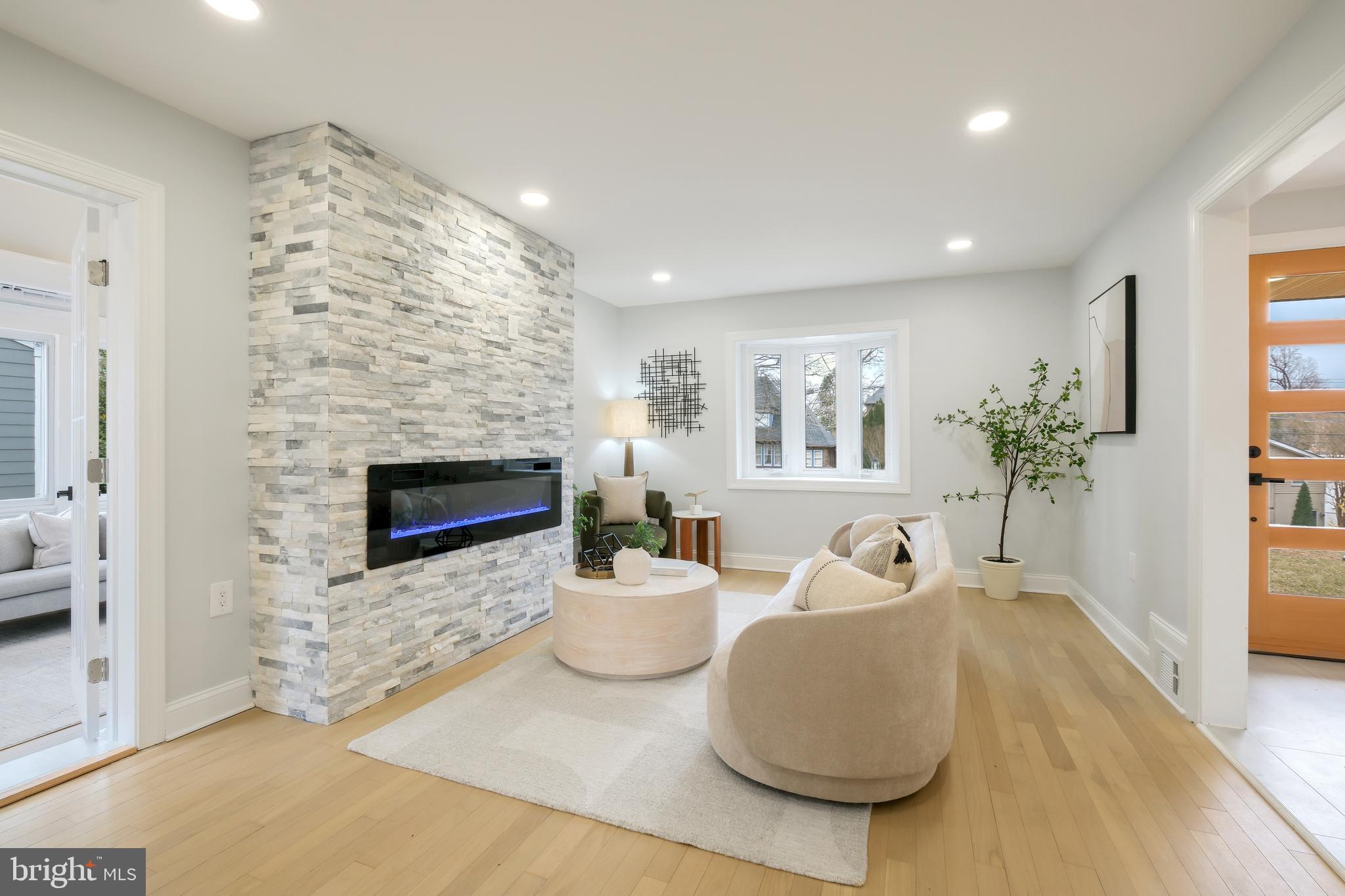 617 GREENBRIER DRIVE